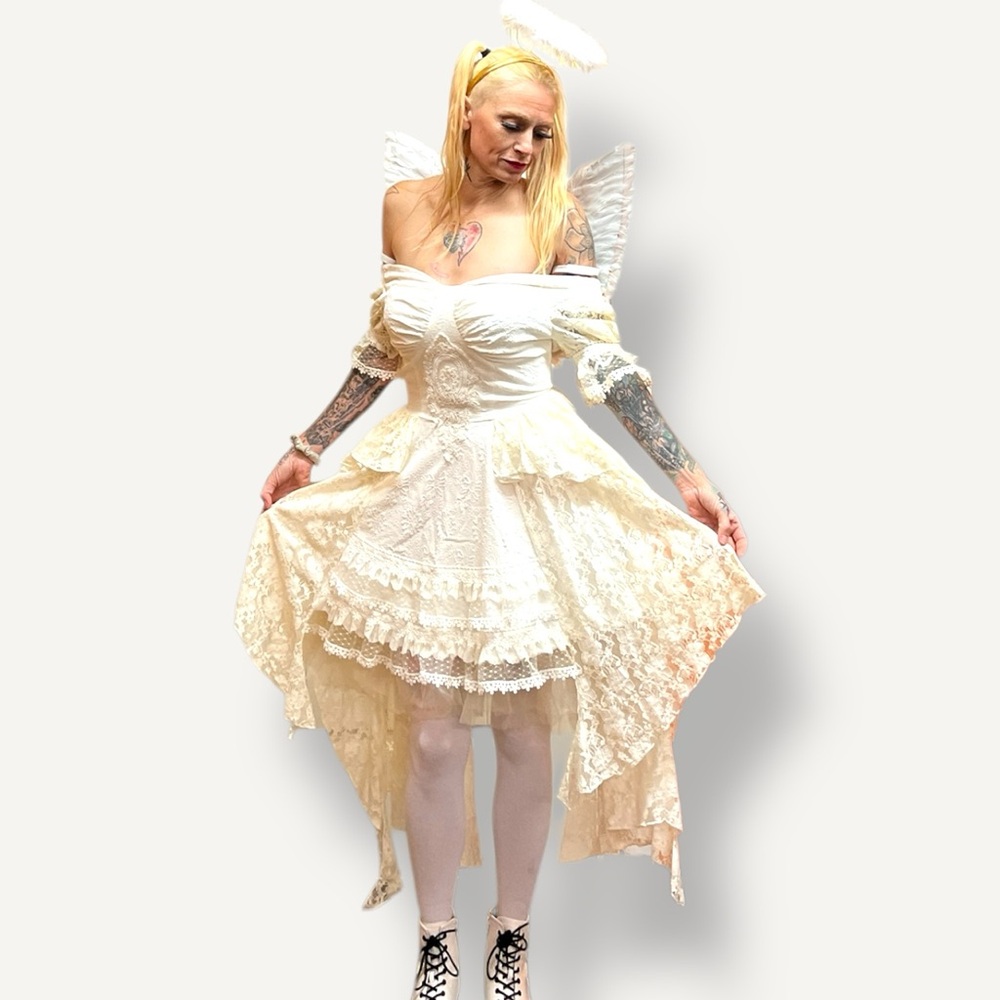 Dark-in-Love Ivory Cocktail Dress • Hi-Lo Skirt • Lace back Bodice • Size Large
